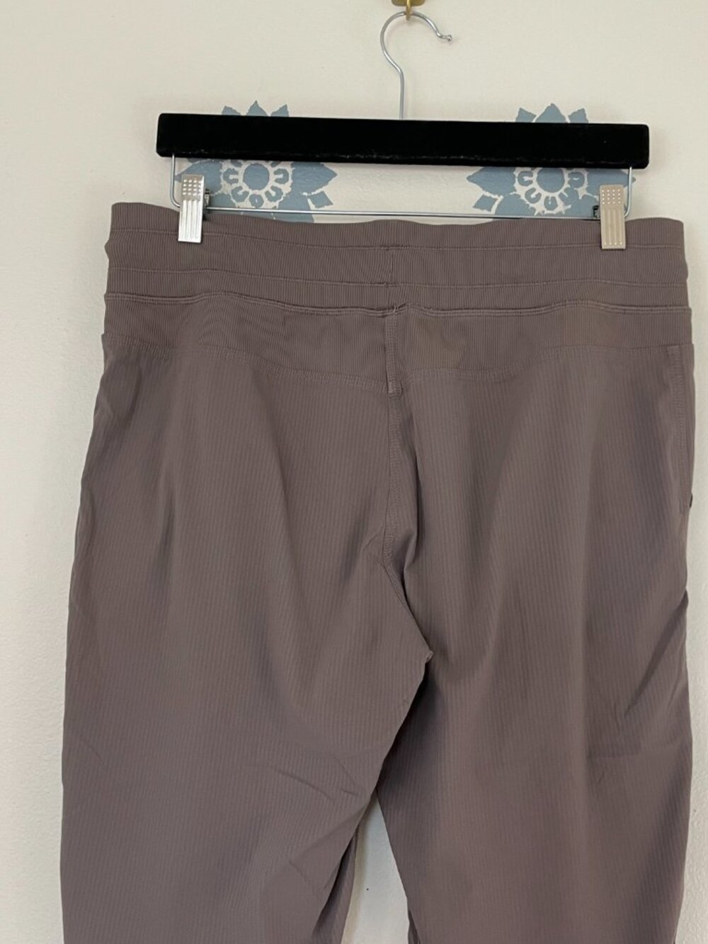 Lululemon Studio Crop II Unlined Pants Cool Cocoa Size 10 - Picture 7 of 7